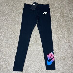 NEW Girl's Black Nike Leggings / Athletic Pants Youth Size Medium